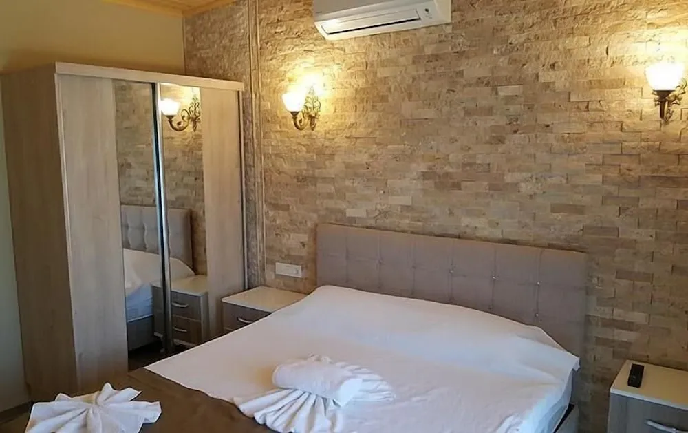 Honeymoon Oda, Dağ Manzaralı