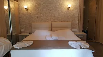 Mavi Yengec Bungalows and Hotel