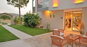 Calis Hotel