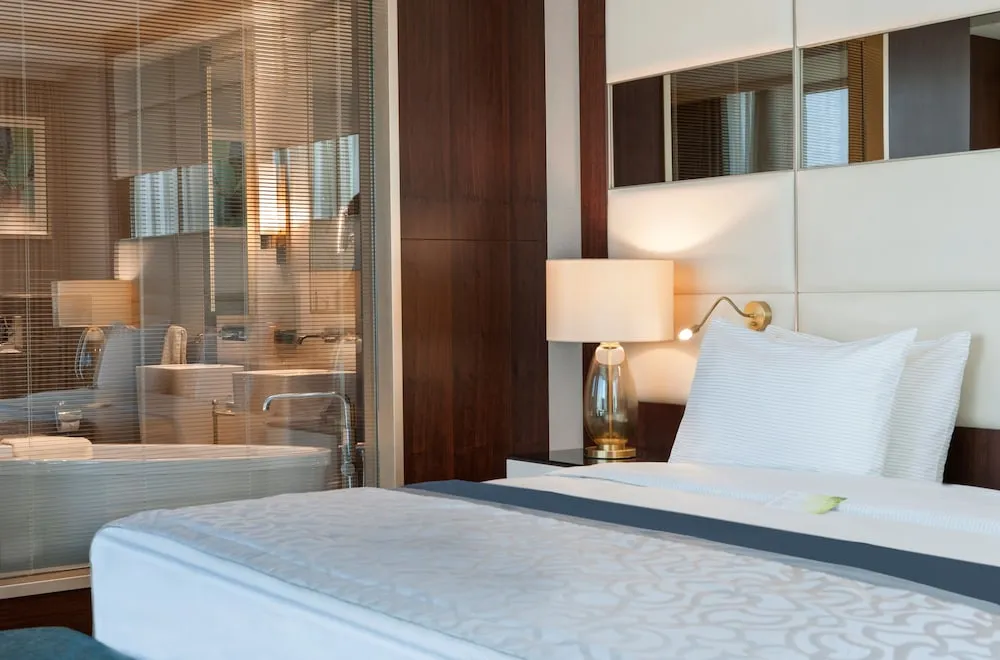 Comfort Suite With King Size Bed