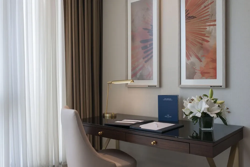 Premium Room With Queen Size Bed
