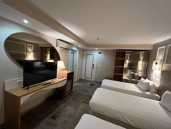 All Seasons Hotel