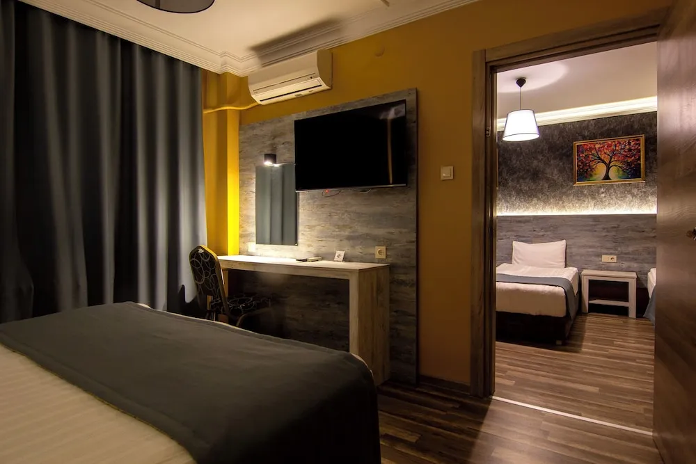 Deluxe Tek Büyük veya İki Ayrı Yataklı Oda, 1 Yatak Odası, Sigara İçilmez, Şehir Manzaralı