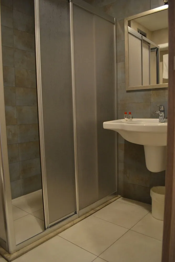 Deluxe Tek Büyük veya İki Ayrı Yataklı Oda, 1 Yatak Odası, Sigara İçilmez, Şehir Manzaralı