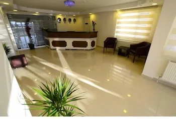 Dort Mevsim Suit Otel