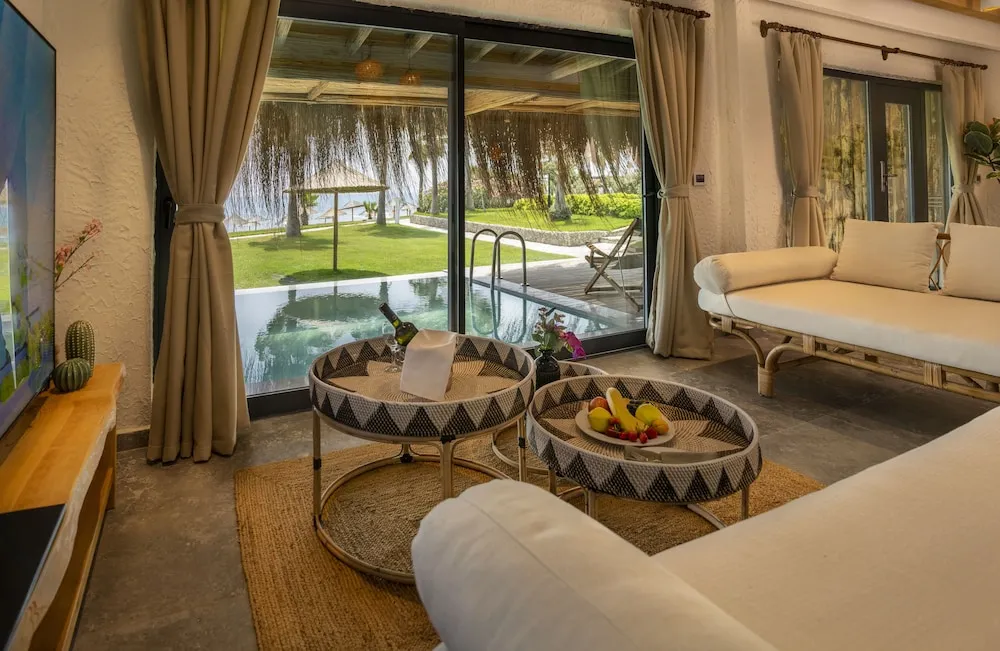 Presidential Villa, 2 Yatak Odası, Havuz Kullanımı, Plaj Kenarı