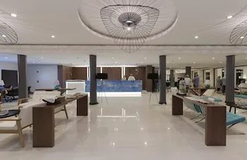 Flora Garden Beach Club - Her Şey Dâhil