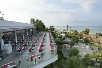 Flora Garden Beach Club - Her Şey Dâhil