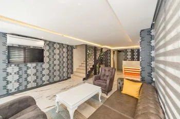 Gen Suites