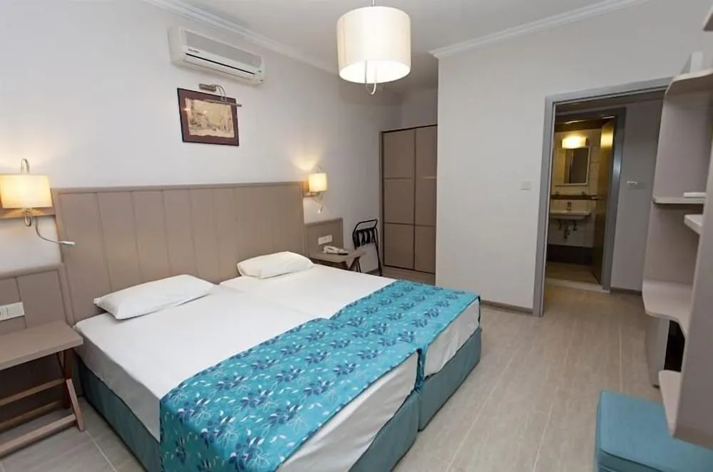 Deluxe Apart Daire, Teras