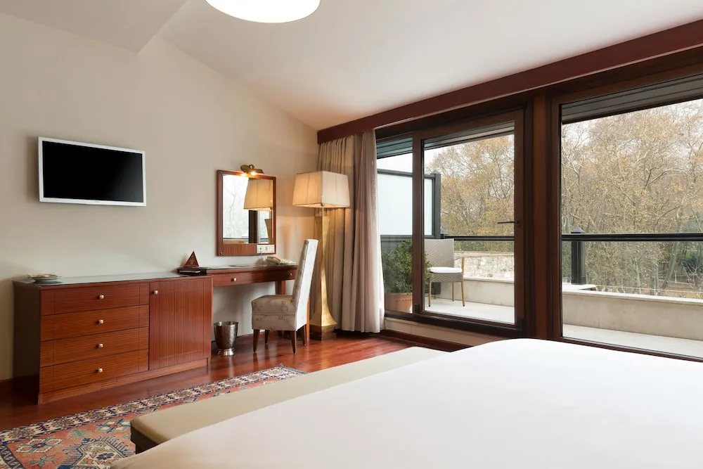 Deluxe Oda, Park Manzaralı