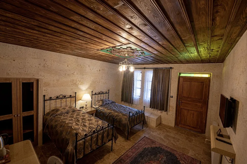 Standard Oda, 1 Büyük (Queen) Boy Yatak