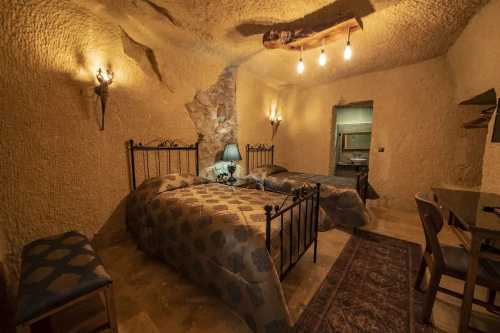 Standard Oda, 1 Büyük (Queen) Boy Yatak