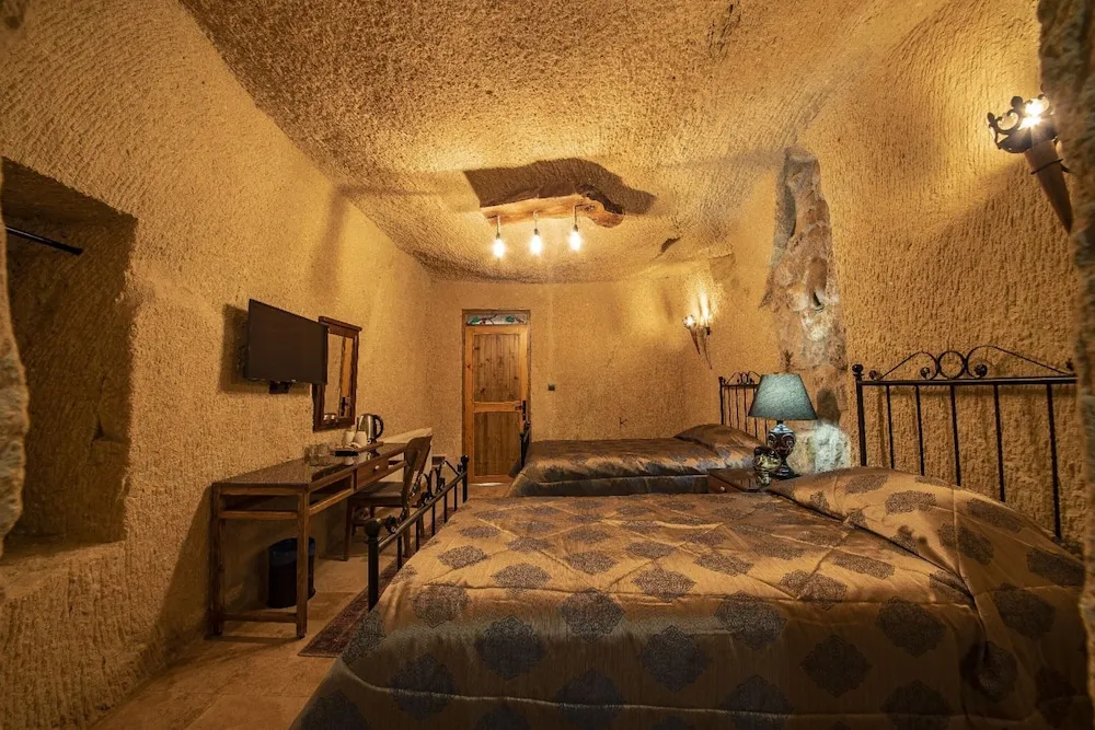 Standard Oda, 1 Büyük (Queen) Boy Yatak