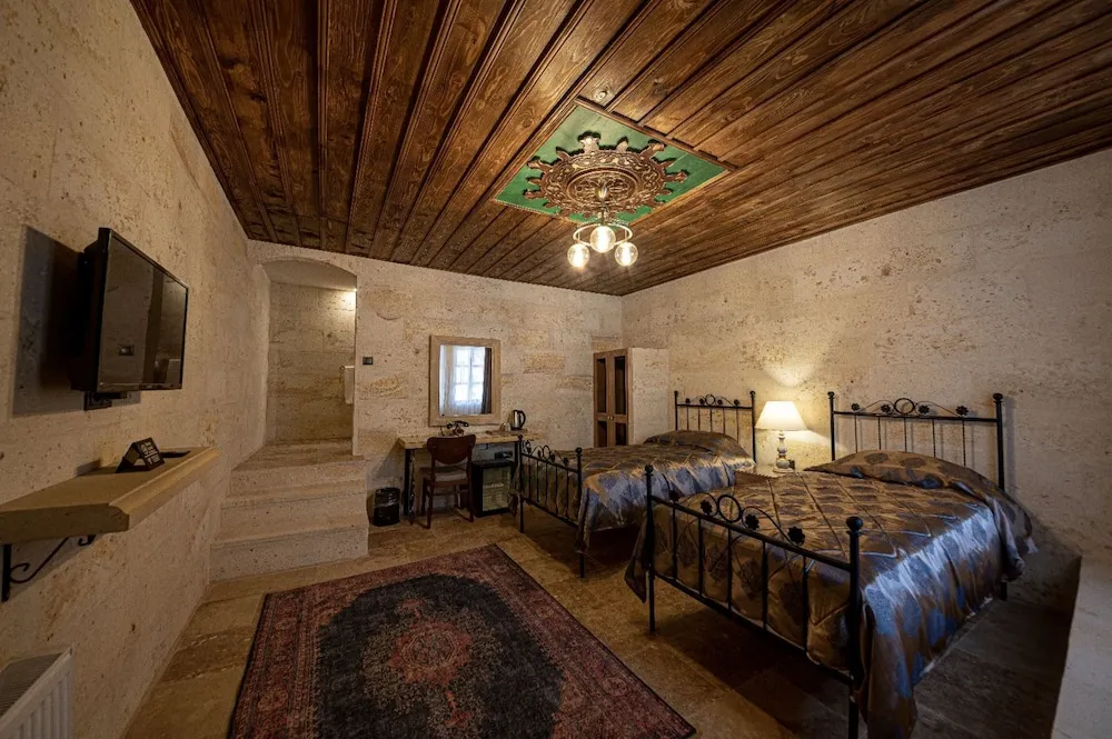 Standard Oda, 1 Büyük (Queen) Boy Yatak