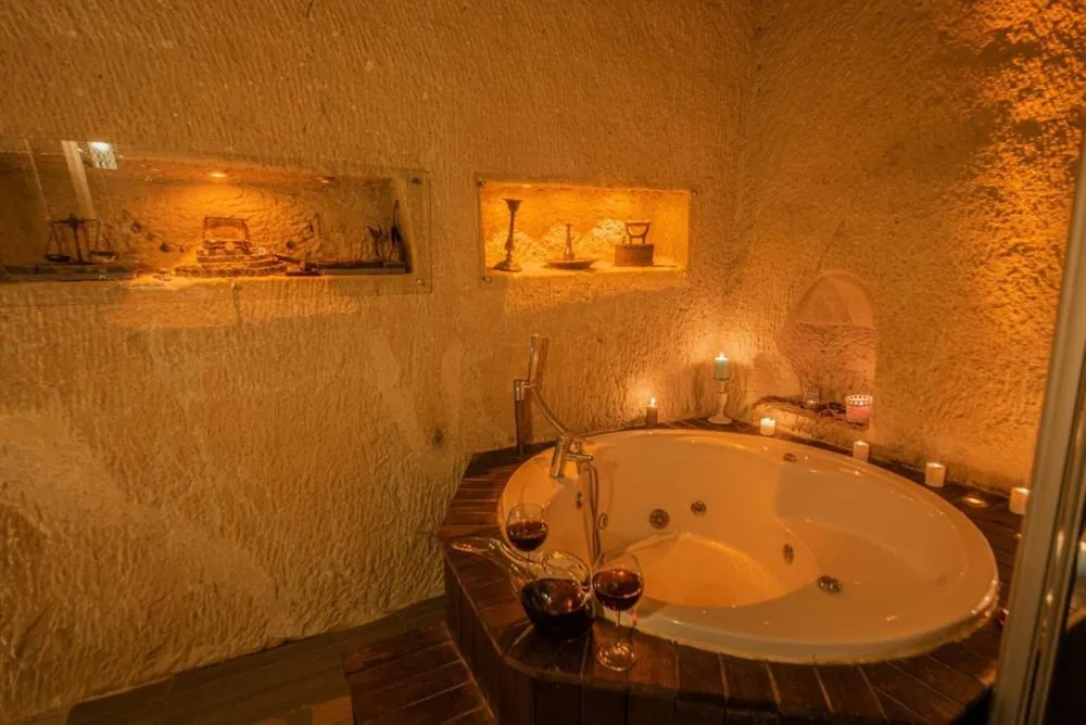 Honeymoon Oda, 1 En Büyük (King) Boy Yatak, Sıcak Su Küveti