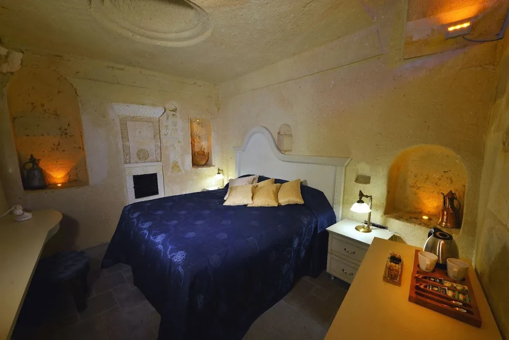 Deluxe Oda, 1 En Büyük (King) Boy Yatak