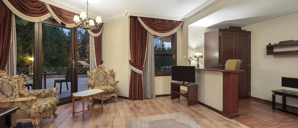 Double Twin Room
