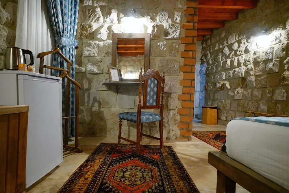 RAHIME SULTAN Deluxe Stone Room with Valley View