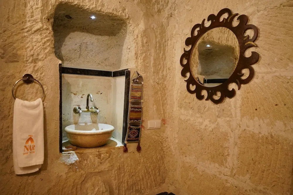 ZEMHERI Quadraple Family Cave Room