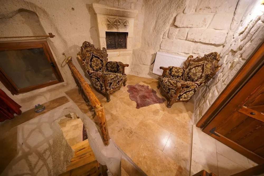 AYDEL Deluxe Cave Room with Valley View