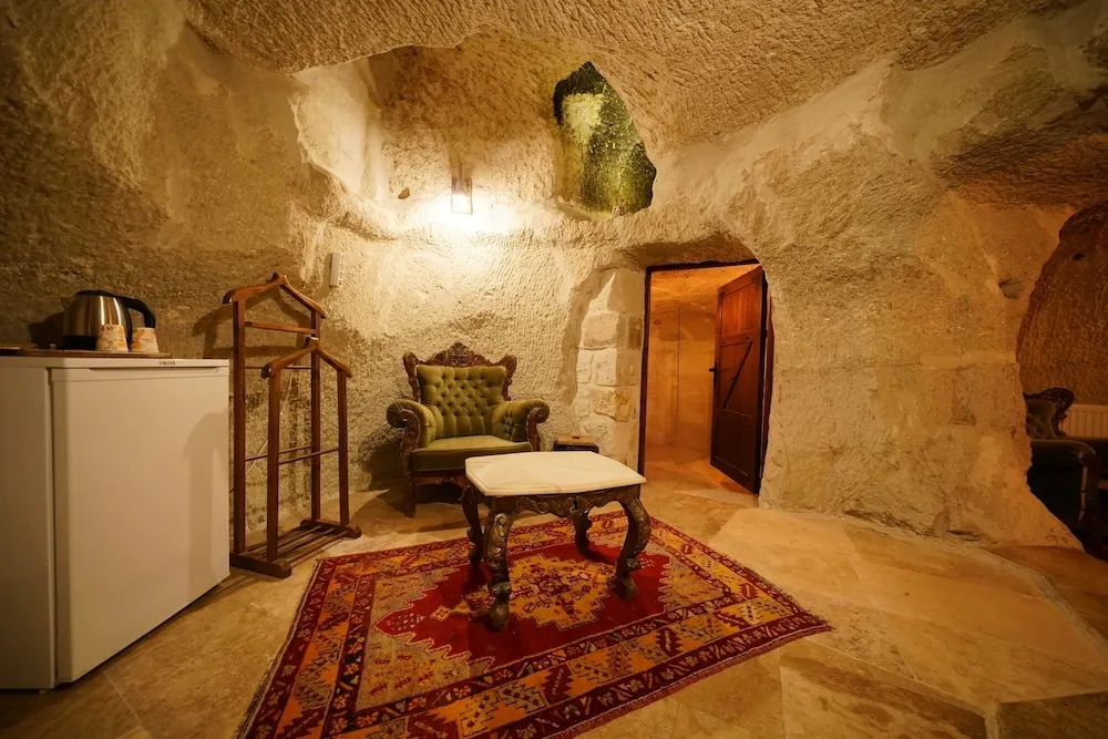 YUVA Deluxe Cave Room with Valley View