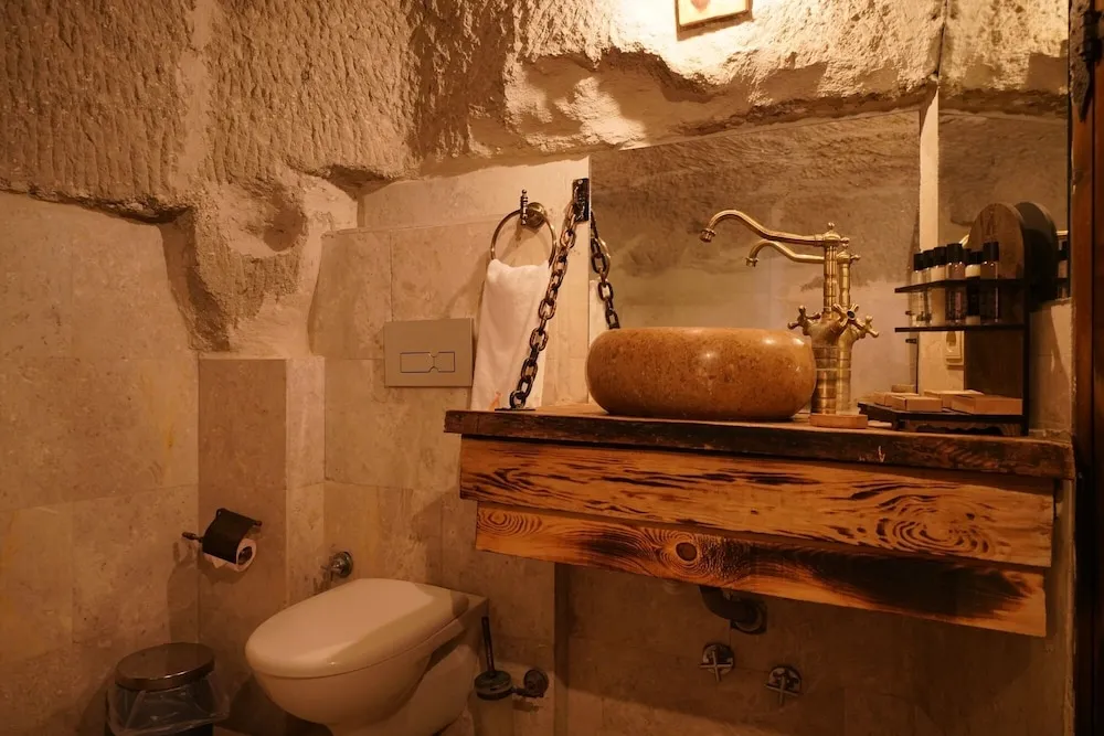 YUVA Deluxe Cave Room with Valley View