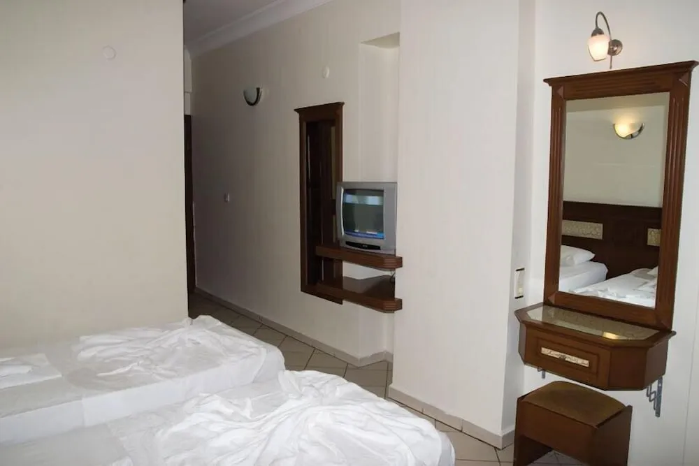 Standard Tek Büyük veya İki Ayrı Yataklı Oda