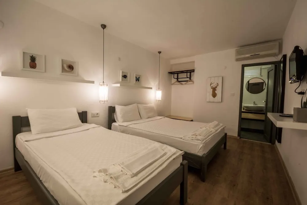 Standard Üç Kişilik Oda, Birden Çok Yatak, Veranda