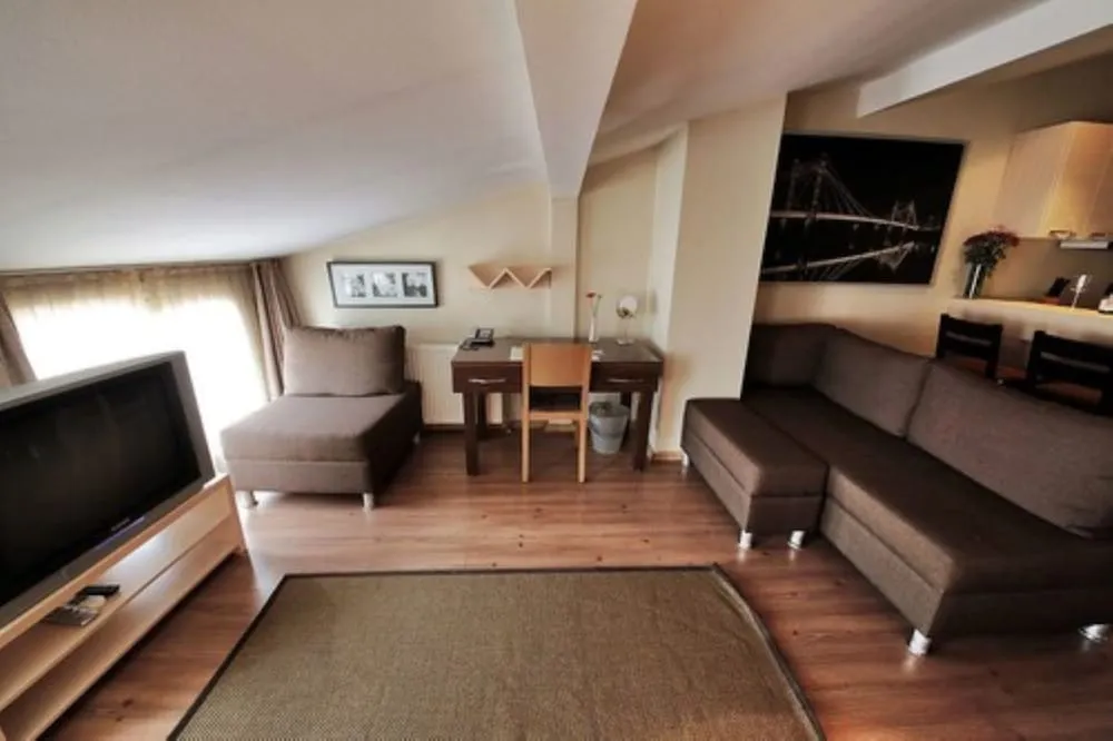 Roof Suite, Kitchen