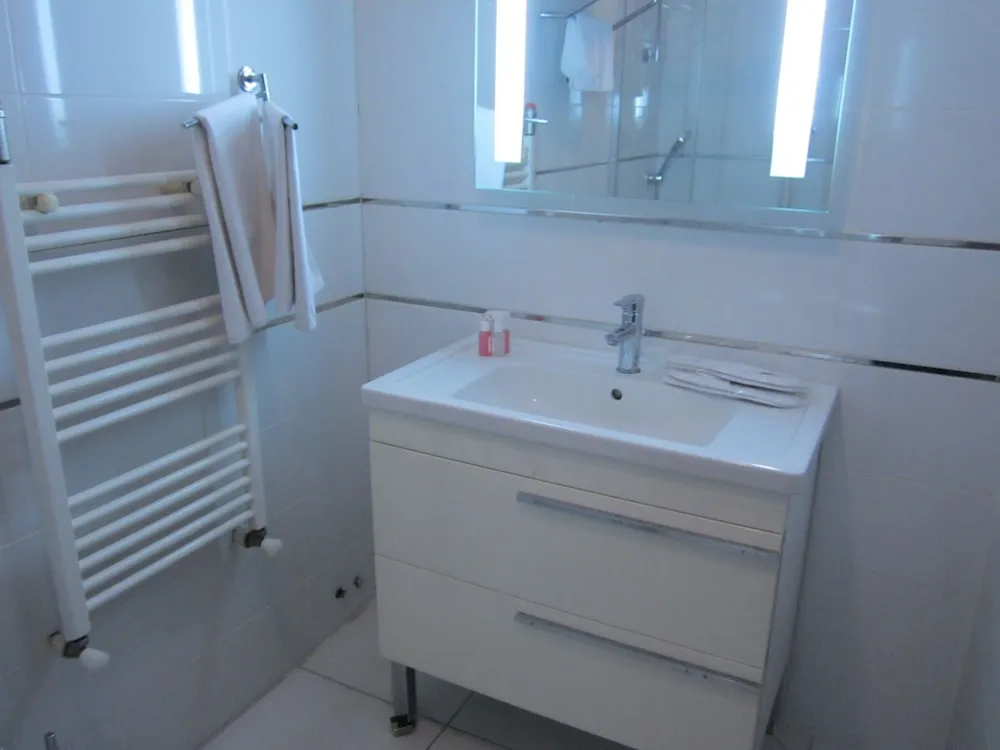 Roof Suite, Kitchen