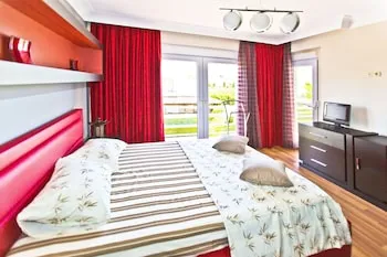 Paradise Town Villa Premium