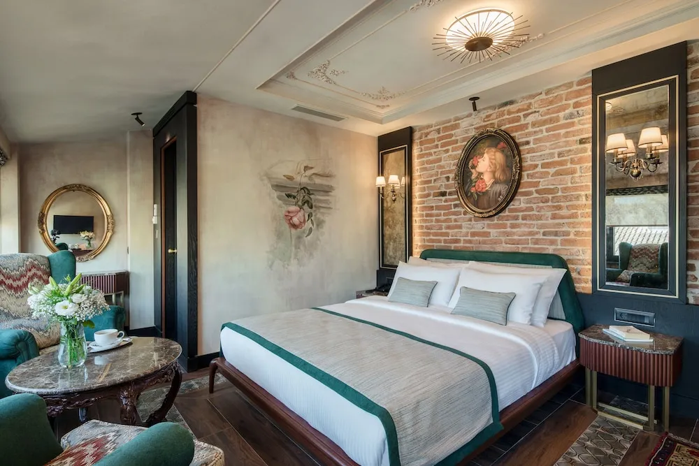 Deluxe Room with Sea View