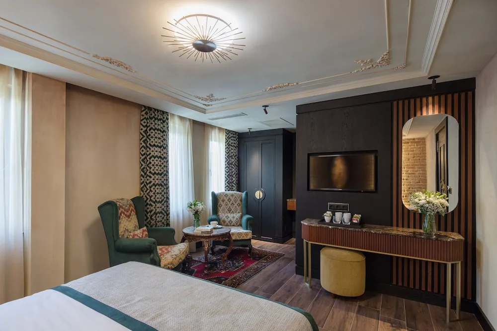 Deluxe Room with Sea View
