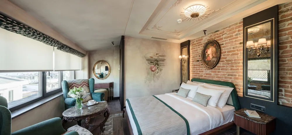 Deluxe Room with Sea View