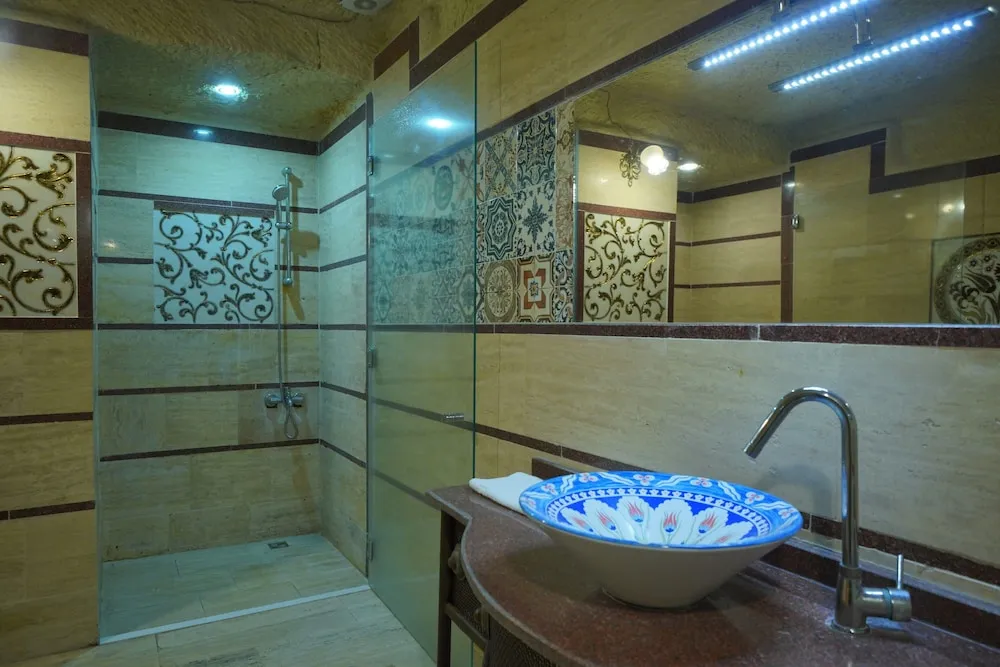 Luxury Süit, 1 Büyük (Queen) Boy Yatak, Kişiye Özel Havuzlu