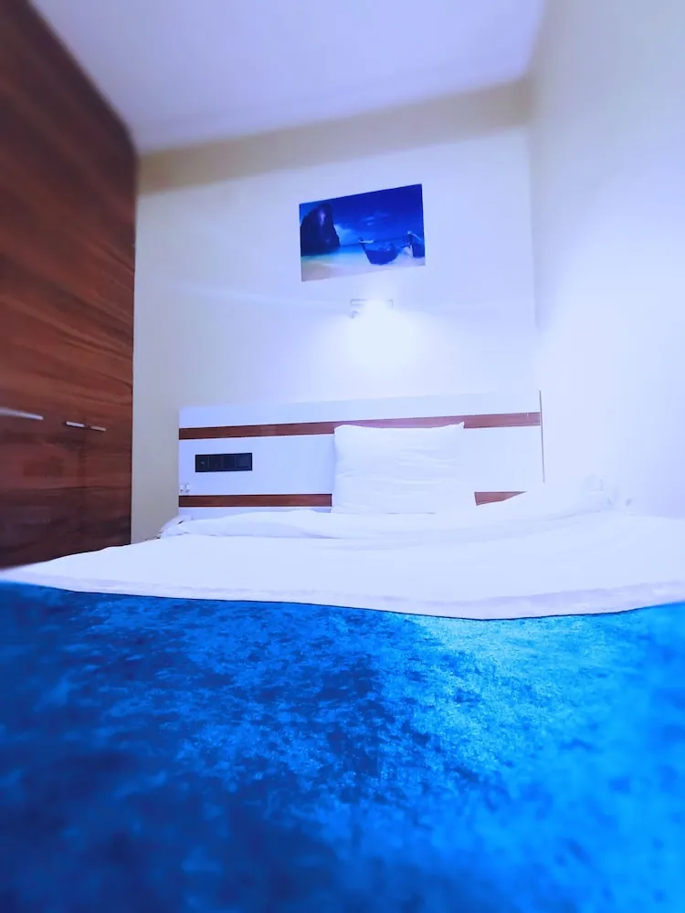 Junior Tek Kişilik Oda, Sigara İçilebilir