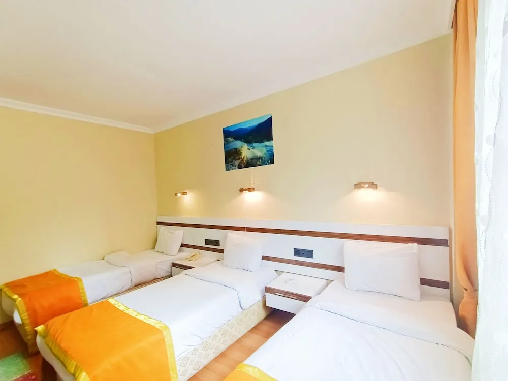 Standard Üç Kişilik Oda