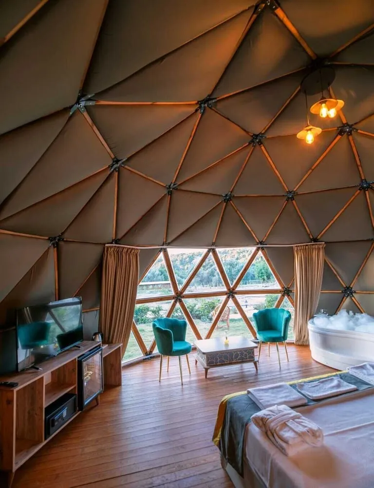 Deluxe Bungalov