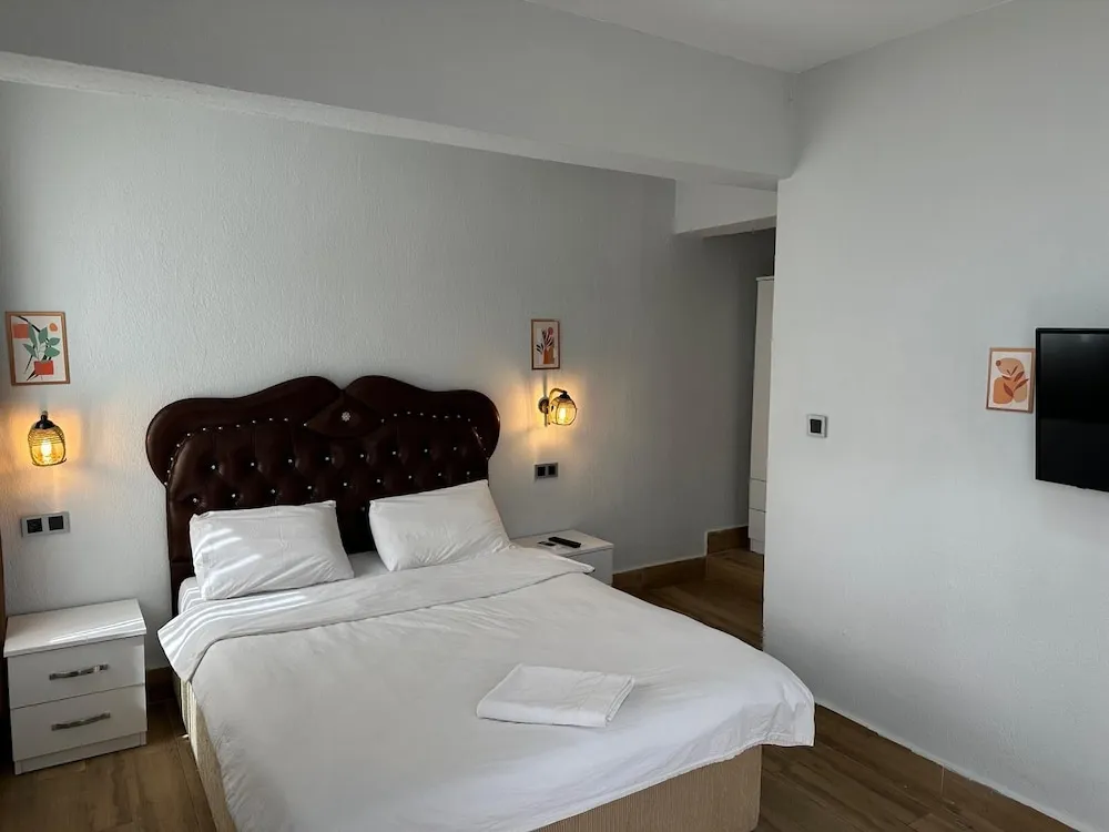 Comfort Tek Büyük Yataklı Oda