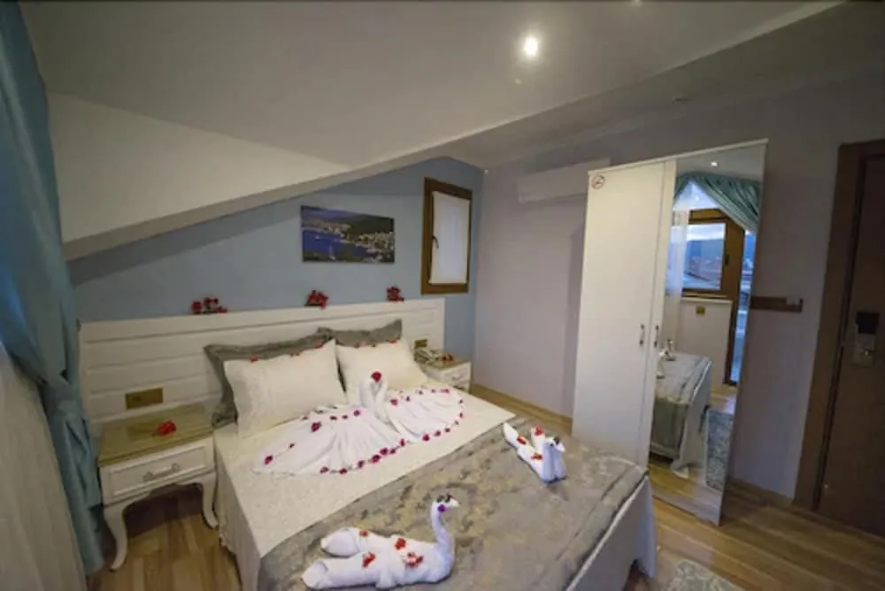 Tek Büyük Yataklı Oda