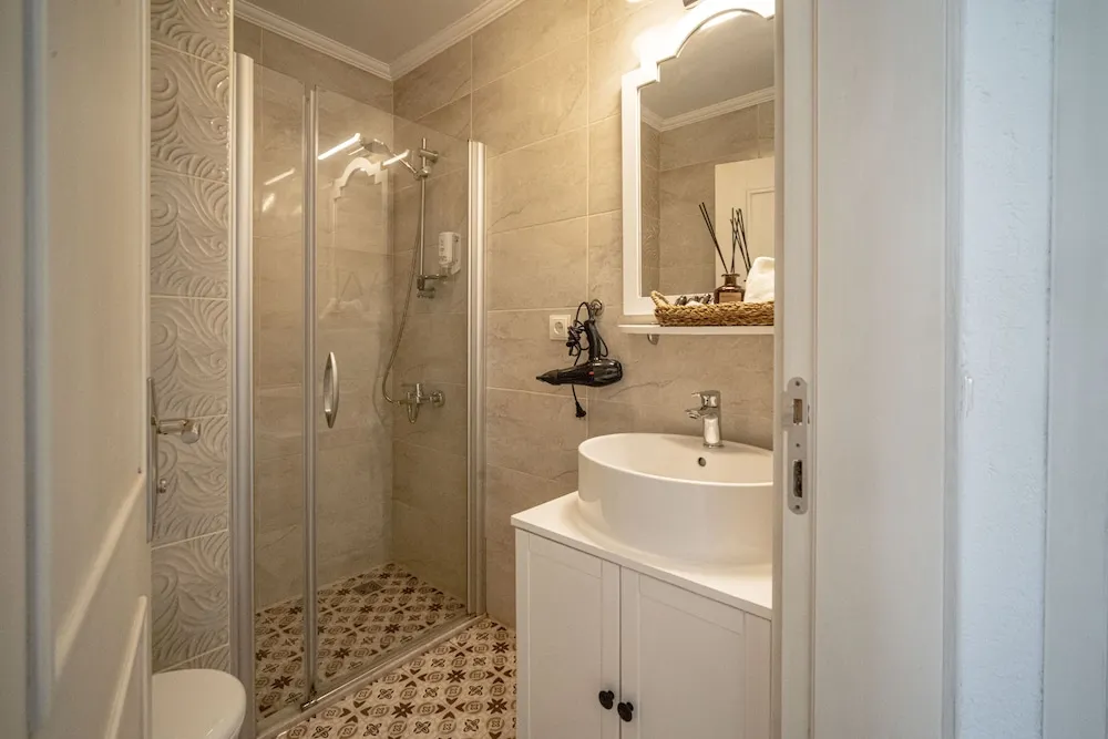 Superior Tek Büyük Yataklı Oda