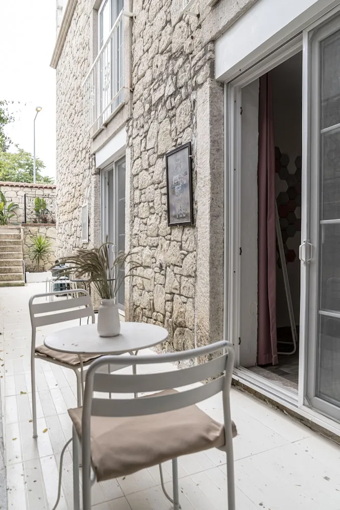 Garden Floor Large Room