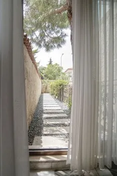 Sandal Alaçatı - Adults Only