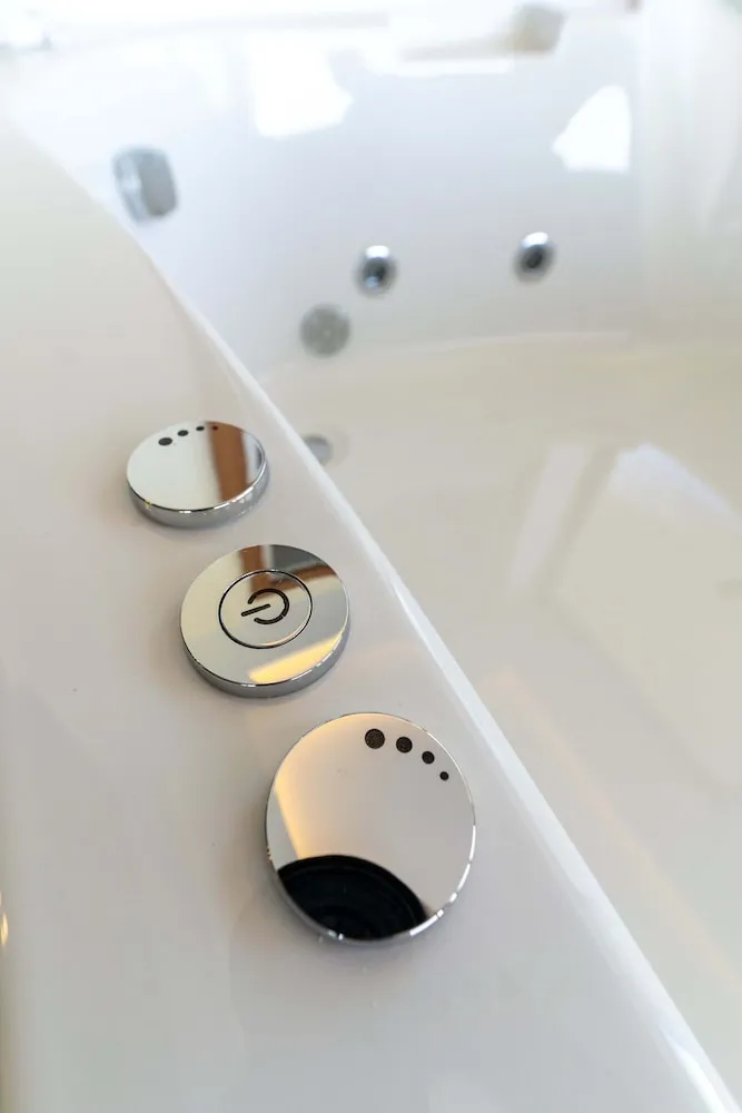 Luxury Tek Büyük Yataklı Oda