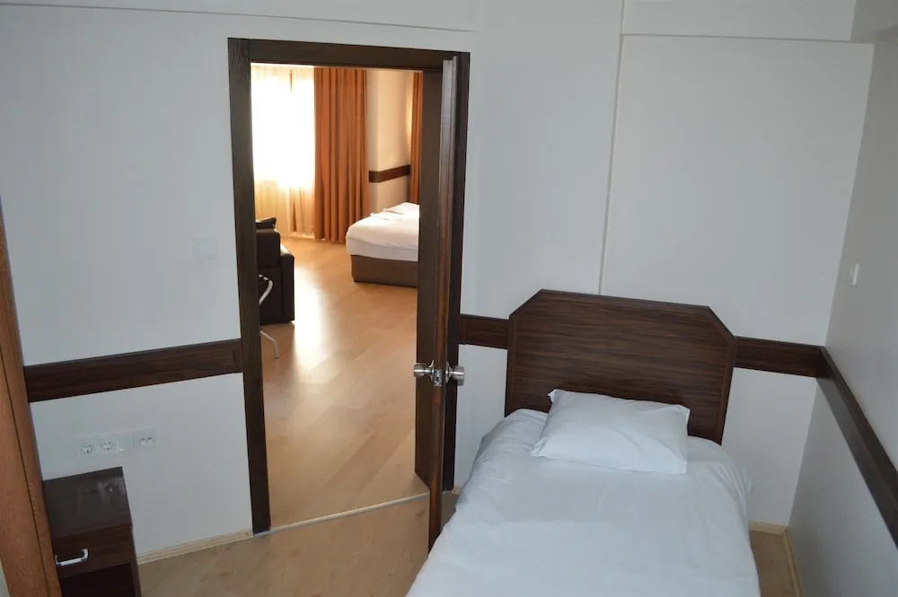 Deluxe Dört Kişilik Oda, Sigara İçilmez