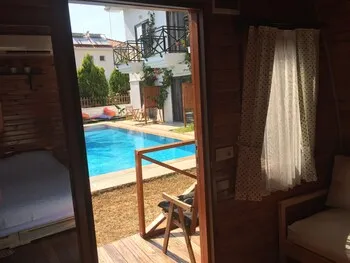Casa Pallet Hotel