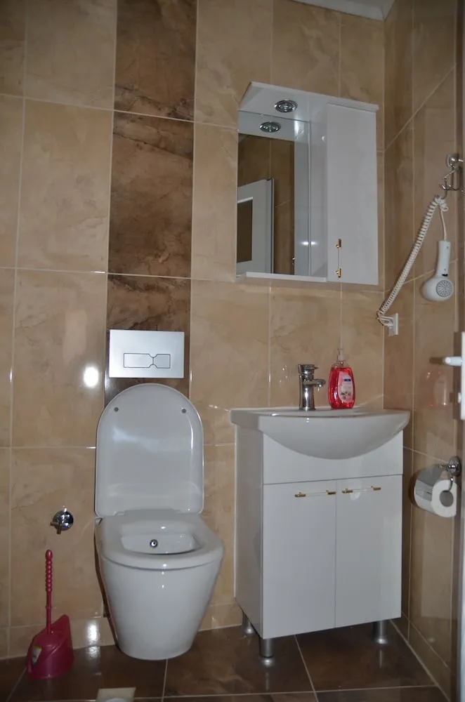 Tek Büyük Yataklı Oda, 1 En Büyük (King) Boy Yatak
