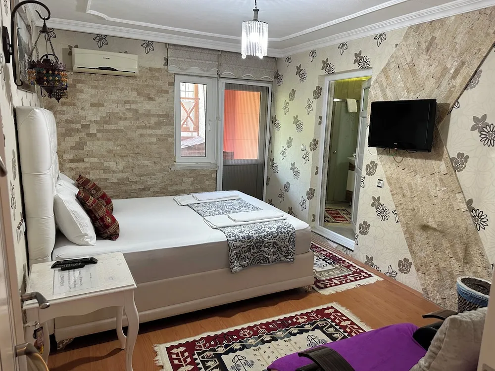 Tek Büyük Yataklı Oda, 1 En Büyük (King) Boy Yatak