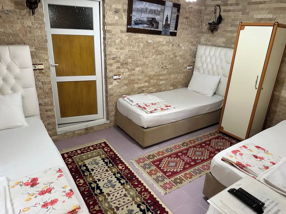 Classic Üç Kişilik Oda